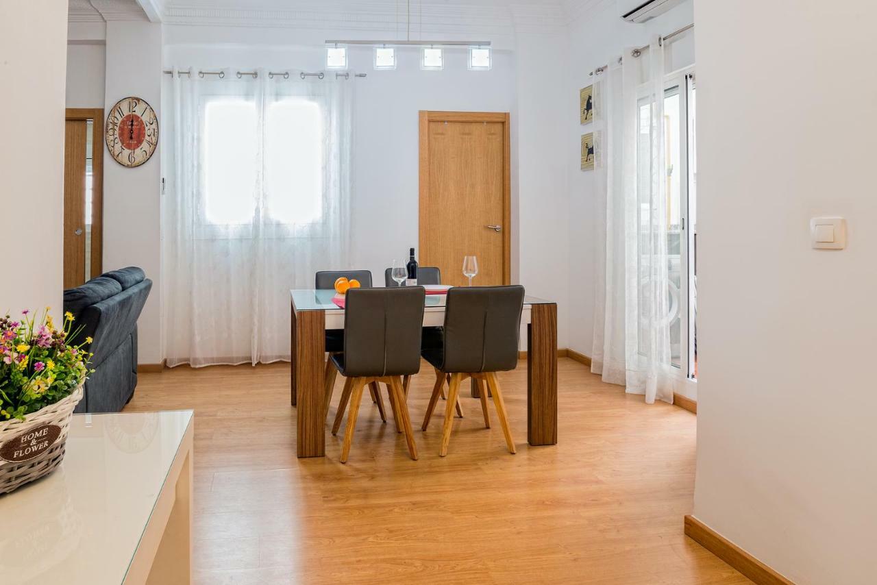 Confortable Apartamento * La Marina De Valencia Luaran gambar